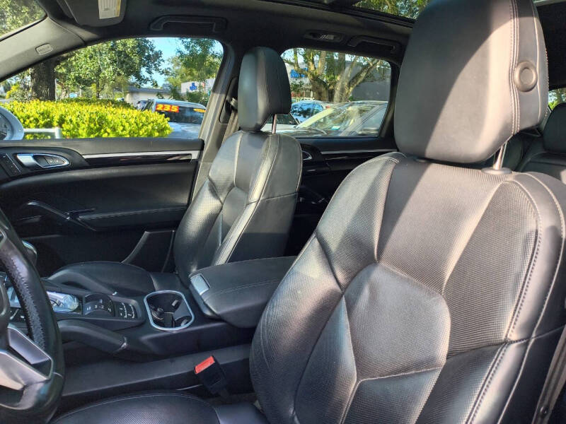 2016 Porsche Cayenne