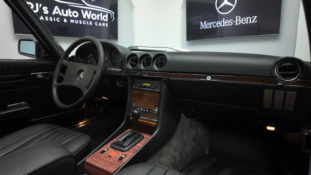 1982 Mercedes-Benz 380-Class 53