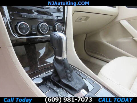 2014 Volkswagen Passat 1.8T SEL Premium PZEV