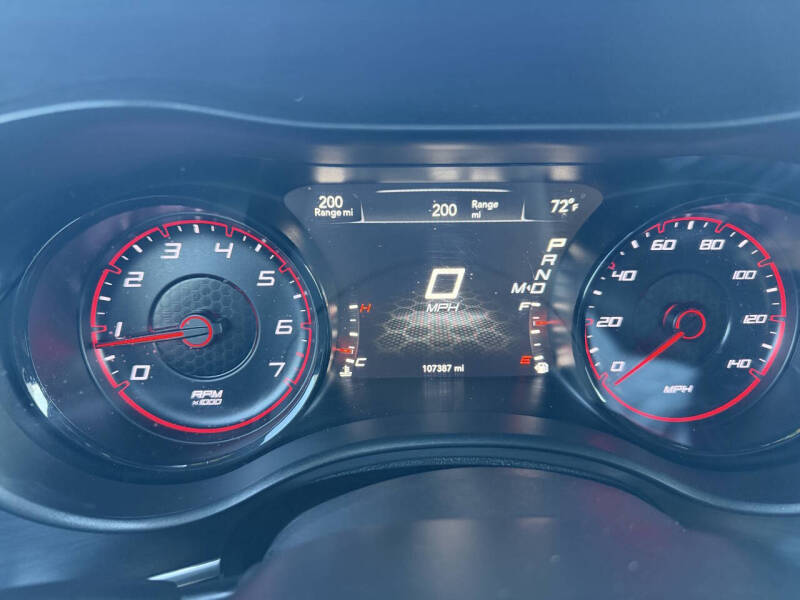 2017 Dodge Charger SE