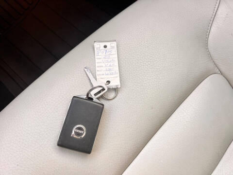 2020 Volvo V60 T5 Momentum