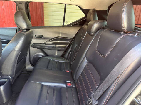 2019 Nissan Kicks SR