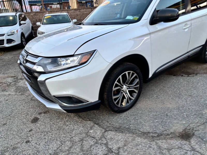 2016 Mitsubishi Outlander