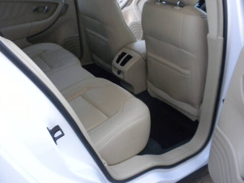 2014 Ford Taurus SEL