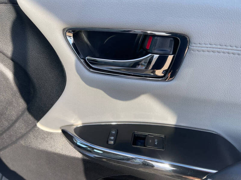 2016 Toyota Avalon XLE Premium