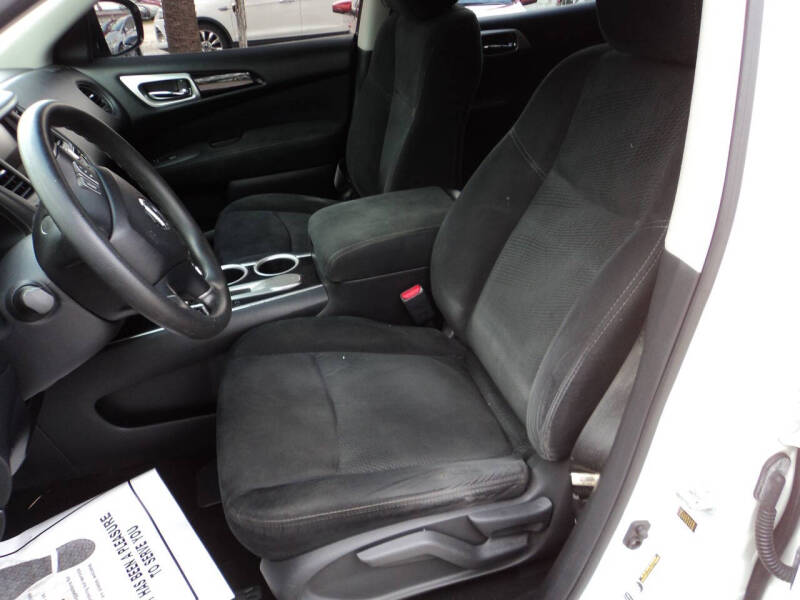 2014 Nissan Pathfinder S