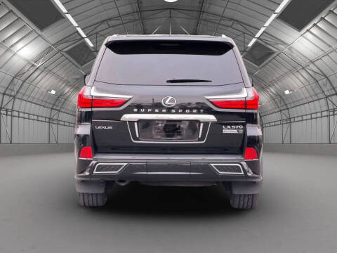 2020 Lexus LX 570 Three-Row