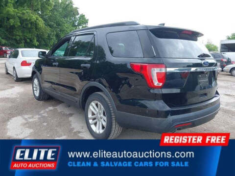 2017 Ford Explorer