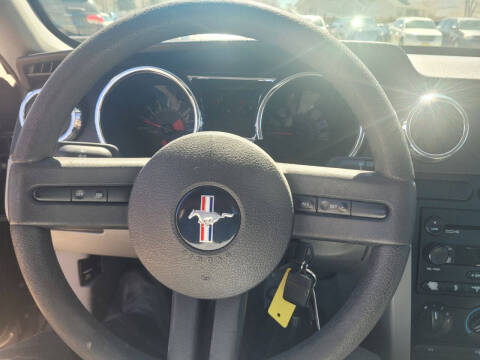 2007 Ford Mustang GT Deluxe