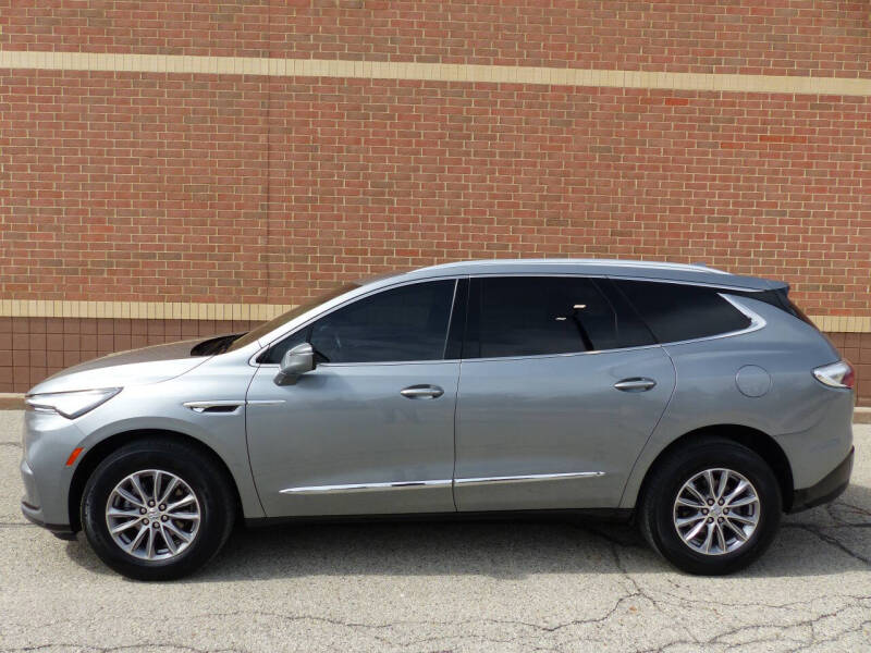 2023 Buick Enclave Essence