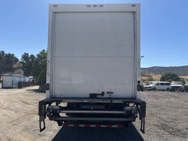 2018 International DuraStar 4300