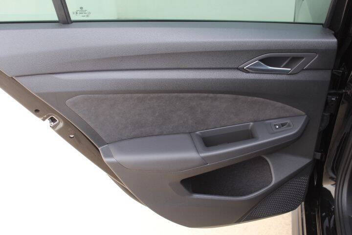 2024 Volkswagen Golf GTI S