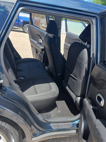 2017 Kia Soul +