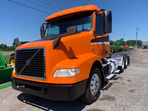 2017 Volvo VNM