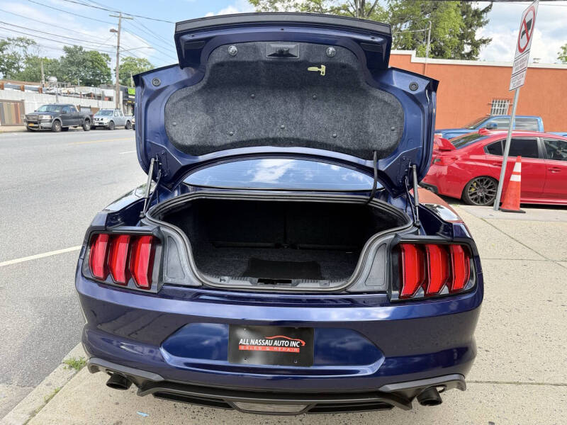 2019 Ford Mustang EcoBoost