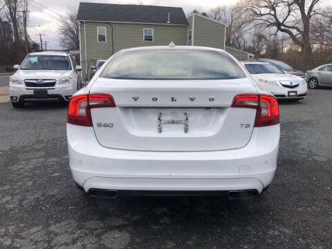 2015 Volvo S60 T5 Drive-E Premier Plus