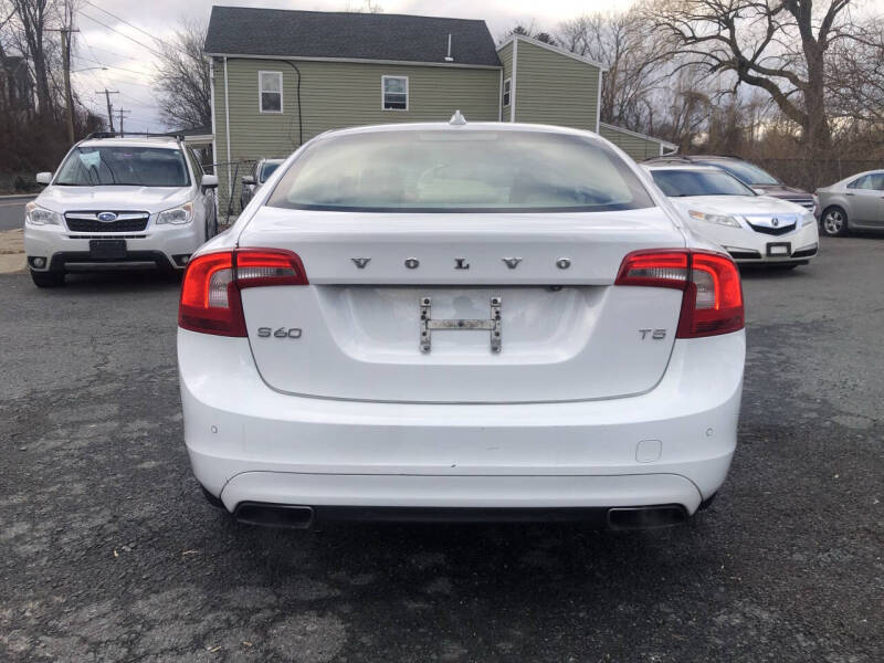 2015 Volvo S60 T5 Drive-E Premier Plus