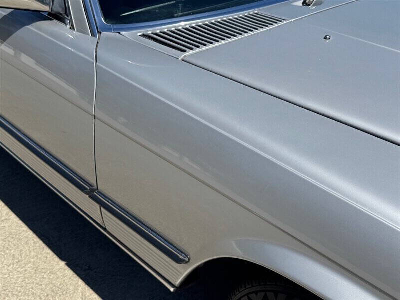 1984 Mercedes-Benz 380-Class 380 SL