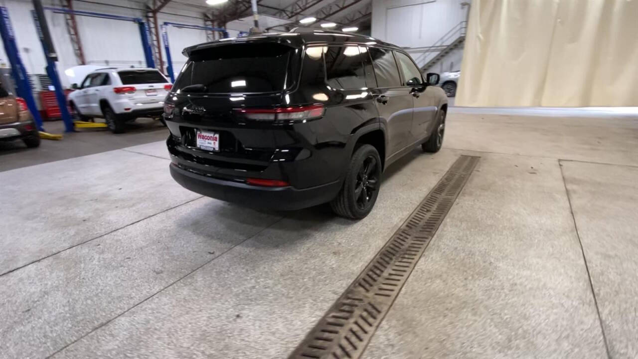 2021 Jeep Grand Cherokee L for sale at Victoria Auto Sales in Victoria, MN