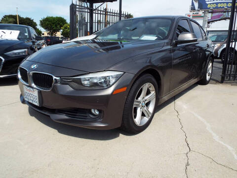 2012 BMW 3 Series 328i