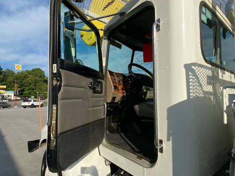 2009 Peterbilt 340