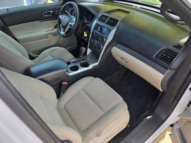 2014 Ford Explorer