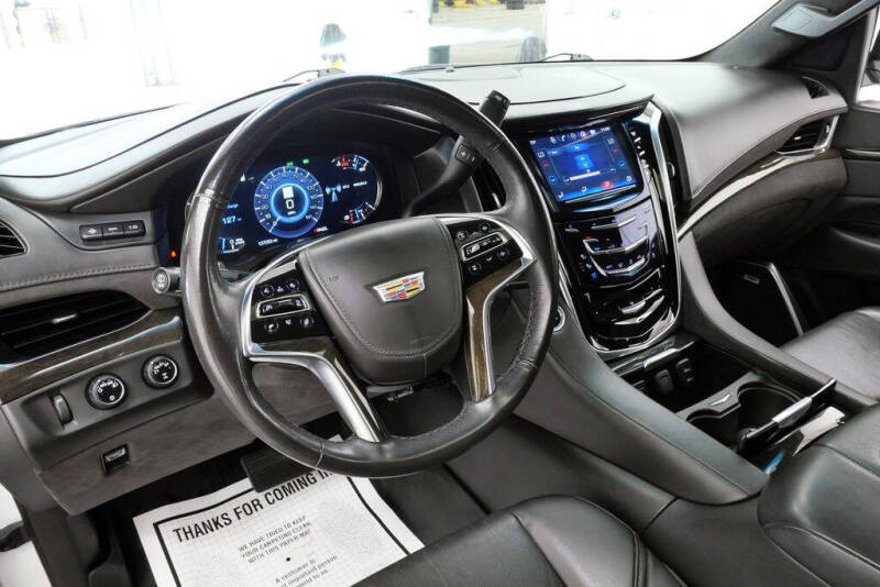 2020 Cadillac Escalade Platinum