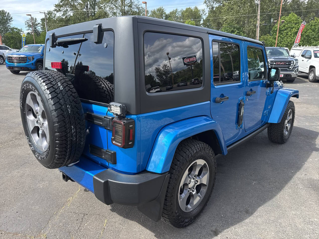 used 2016 Jeep Wrangler Unlimited car, priced at $21,999