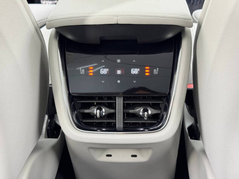 2025 Volvo EX90 Twin Ultra 7P