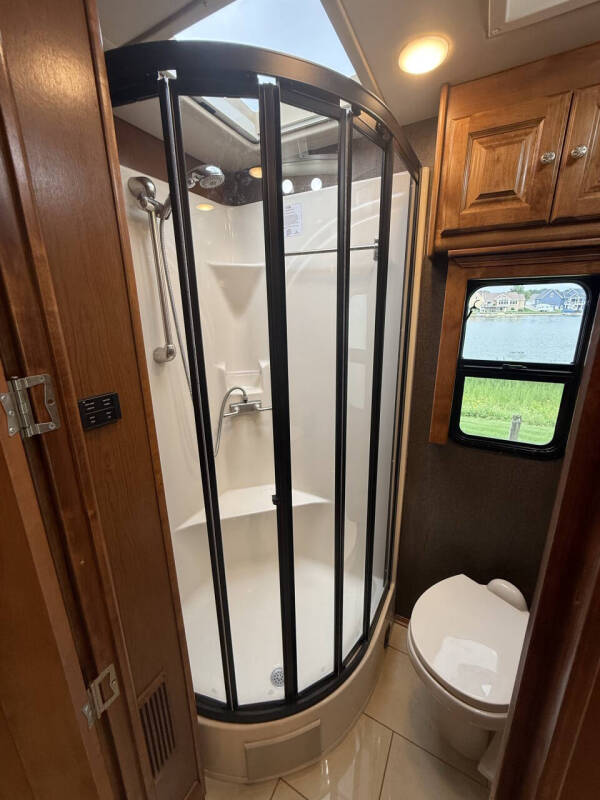 2016 Tiffin Allegro Open Road RED 33AA