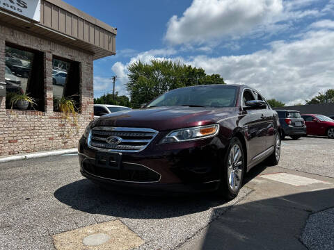 2011 Ford Taurus for sale at Indy Star Motors in Indianapolis IN