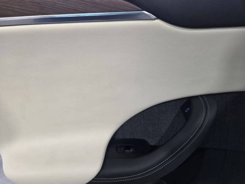 2022 Tesla Model S