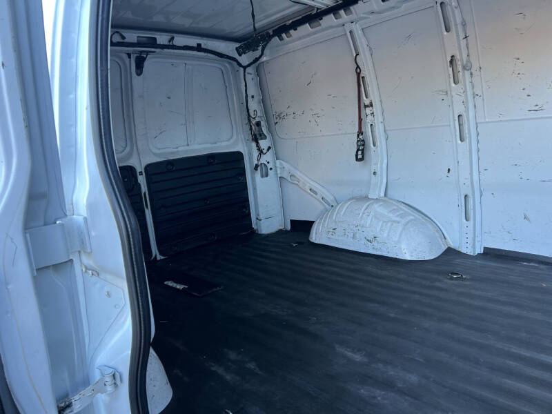 2021 Chevrolet Express 2500