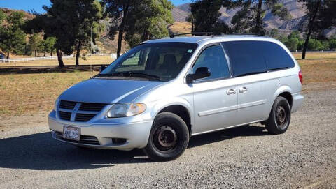 2005 Dodge Grand Caravan SE