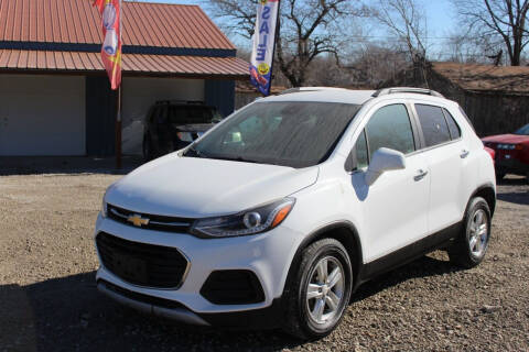2017 Chevrolet Trax for sale at Bailey & Sons Motor Co in Lyndon KS