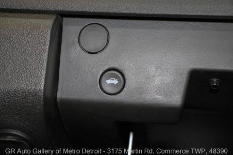 2009 Saturn SKY Red Line