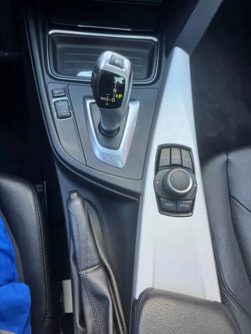 2012 BMW 3 Series 328i