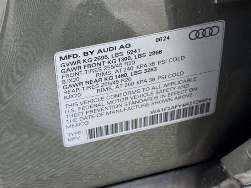 2024 Audi Q5 e quattro S line Prestg 55 TFSI