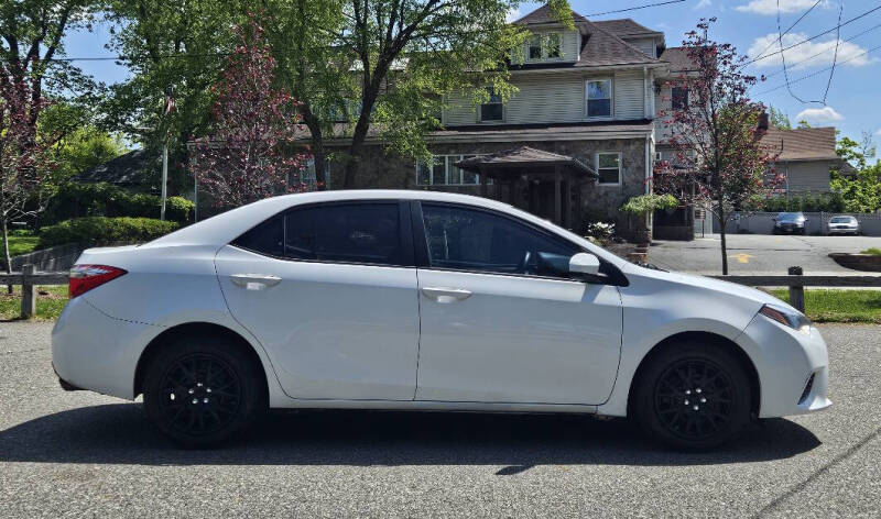 2016 Toyota Corolla LE Premium