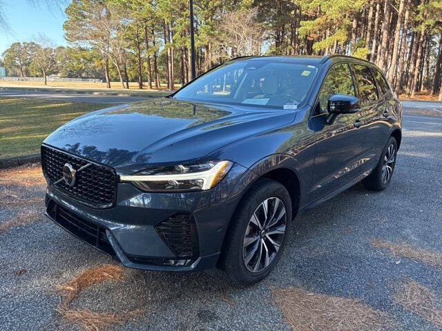 2024 Volvo XC60 B5 Plus Dark Theme