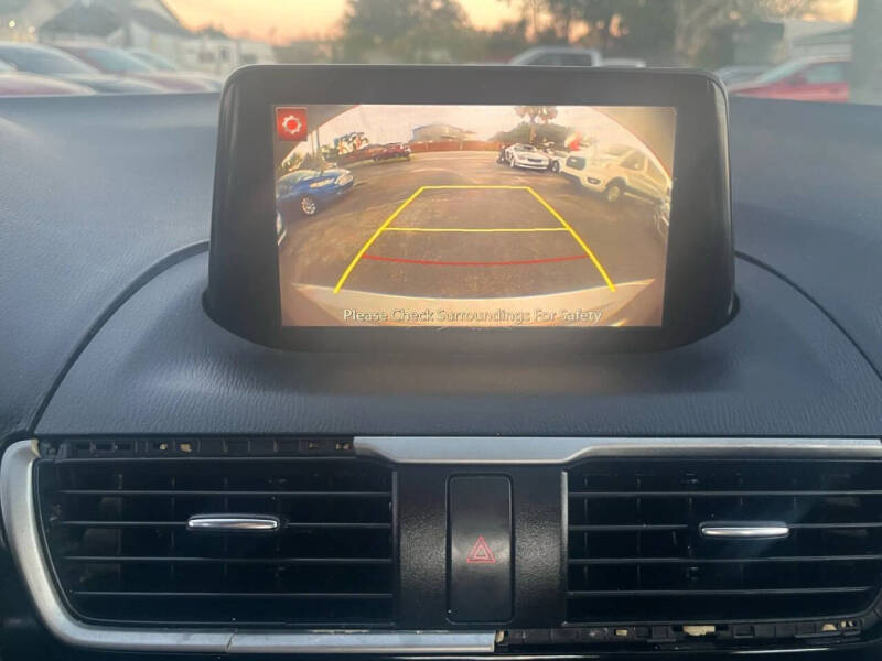 2016 Mazda MAZDA3 i Sport