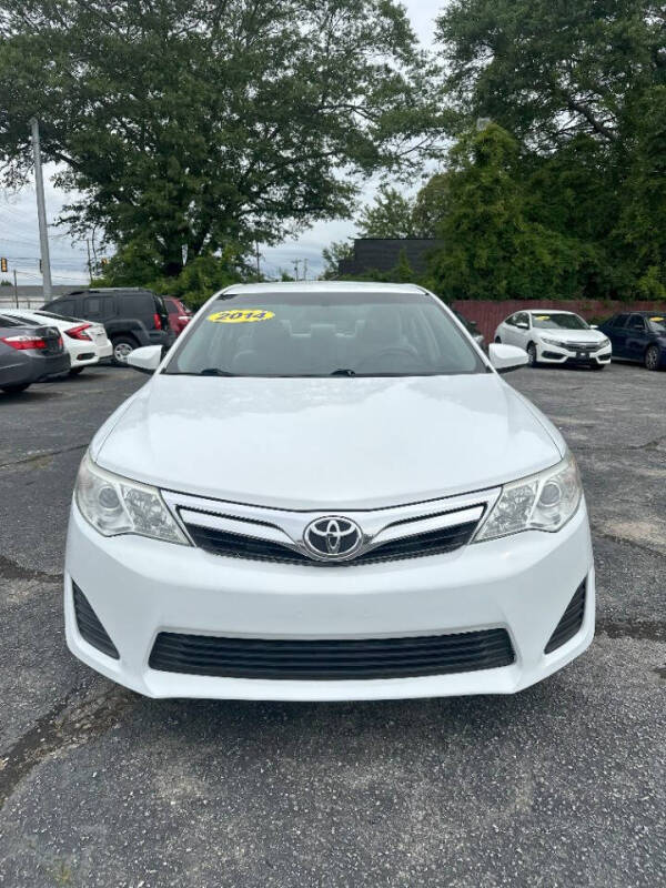 2014 Toyota Camry LE