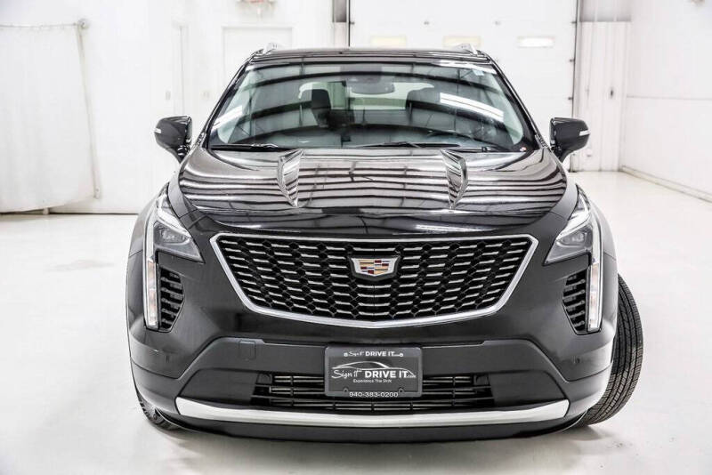 2023 Cadillac XT4 Premium Luxury