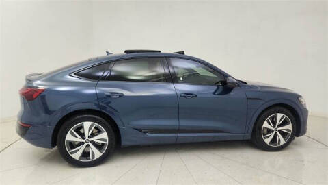 2024 Audi Q8 Sportback e-tron quattro Premium S line