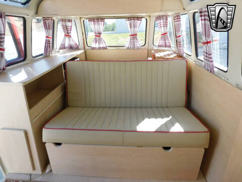 1975 Volkswagen Type 2