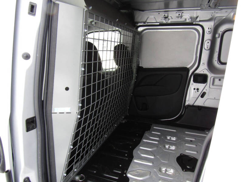 2020 RAM Promaster City Tradesman photo 22