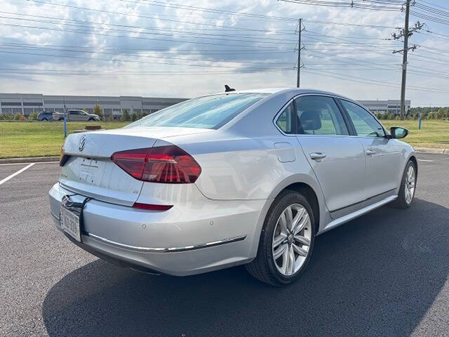 2017 Volkswagen Passat V6 SEL Premium