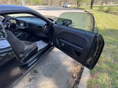 2017 Dodge Challenger SXT