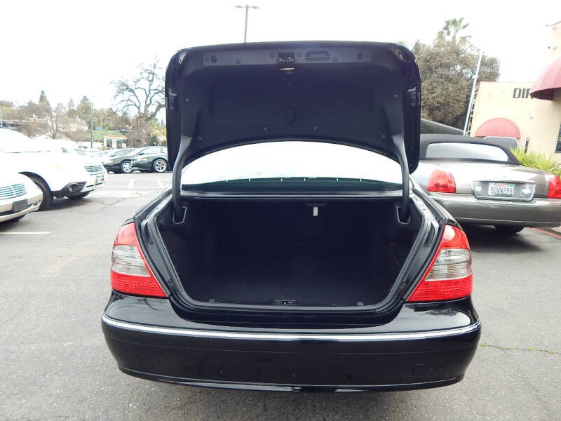 2008 Mercedes-Benz E-Class E 320 BlueTEC