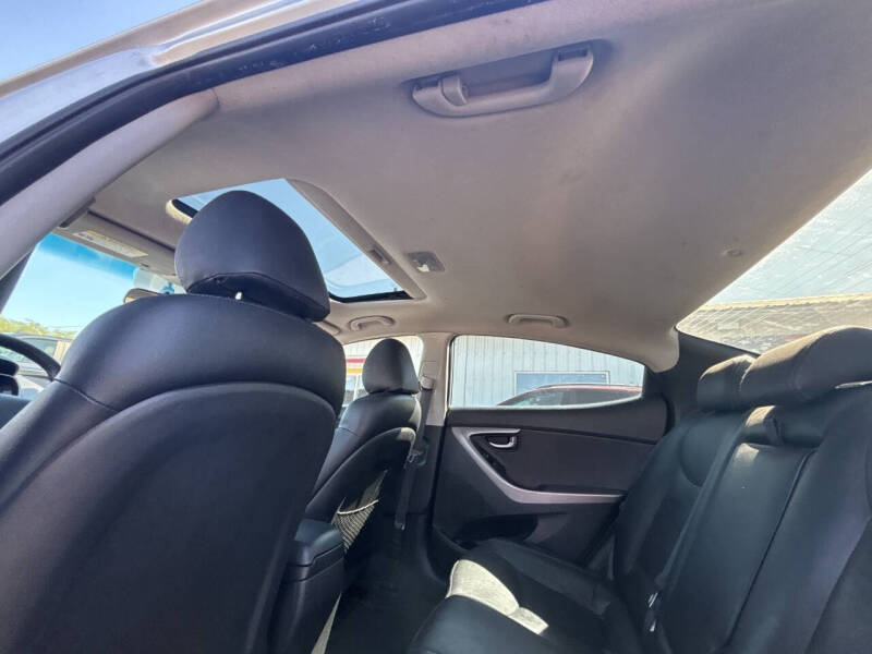 2012 Hyundai Elantra Limited